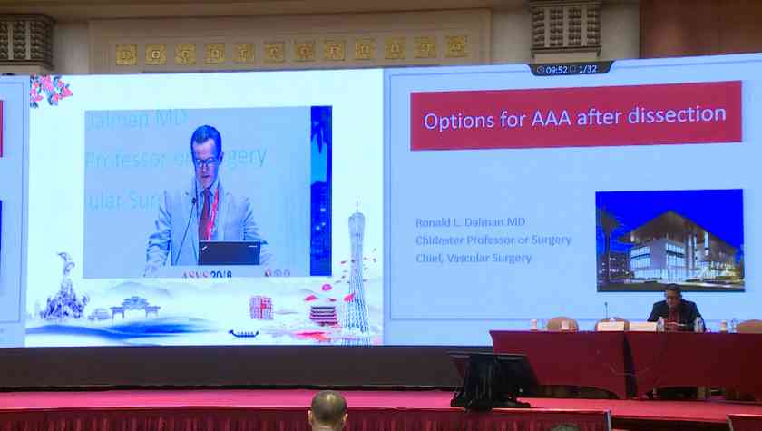 Ronald L：Options for AAA after dissection